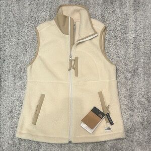 NWT The North Face Women's Cragmont Fleece Vest size small